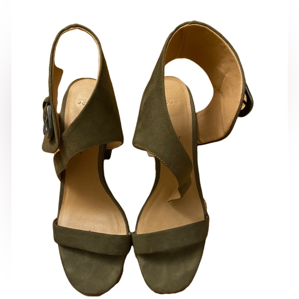 Asos heels open toes. Kaki color.
